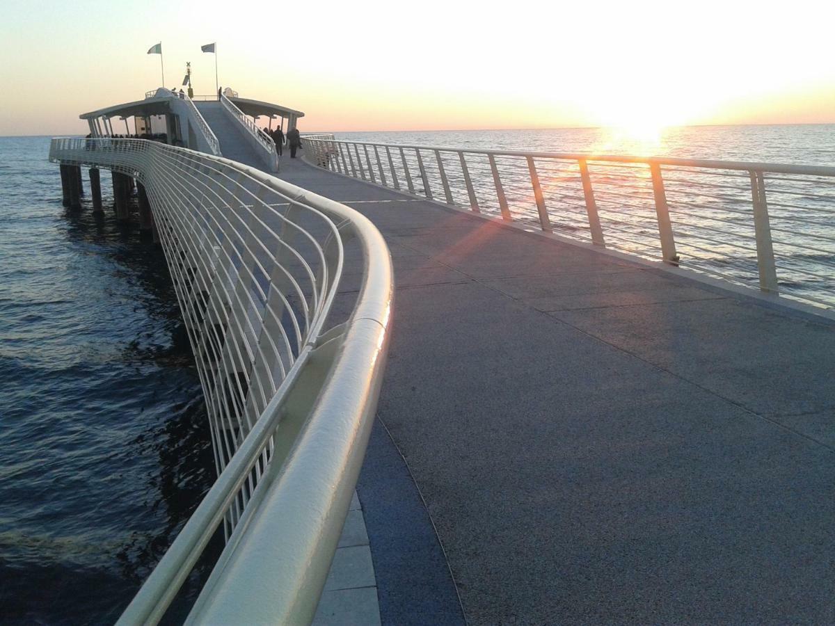 La Pineta Apartment Viareggio Zewnętrze zdjęcie